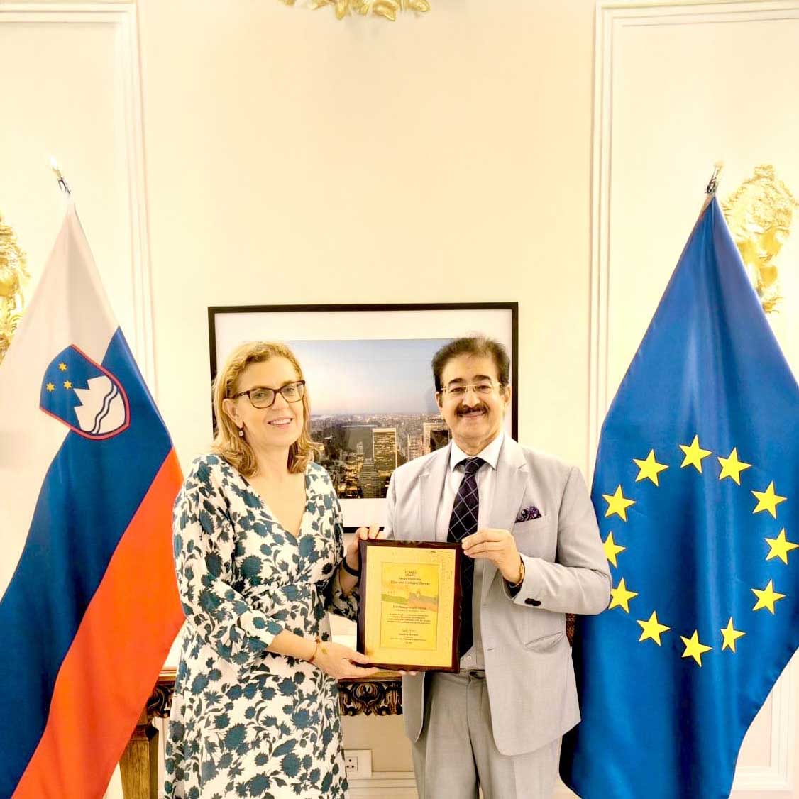 ICMEI Honours Ambassador of Slovenia H.E. Mateja Vodeb Ghosh with a Memento on Her Departure