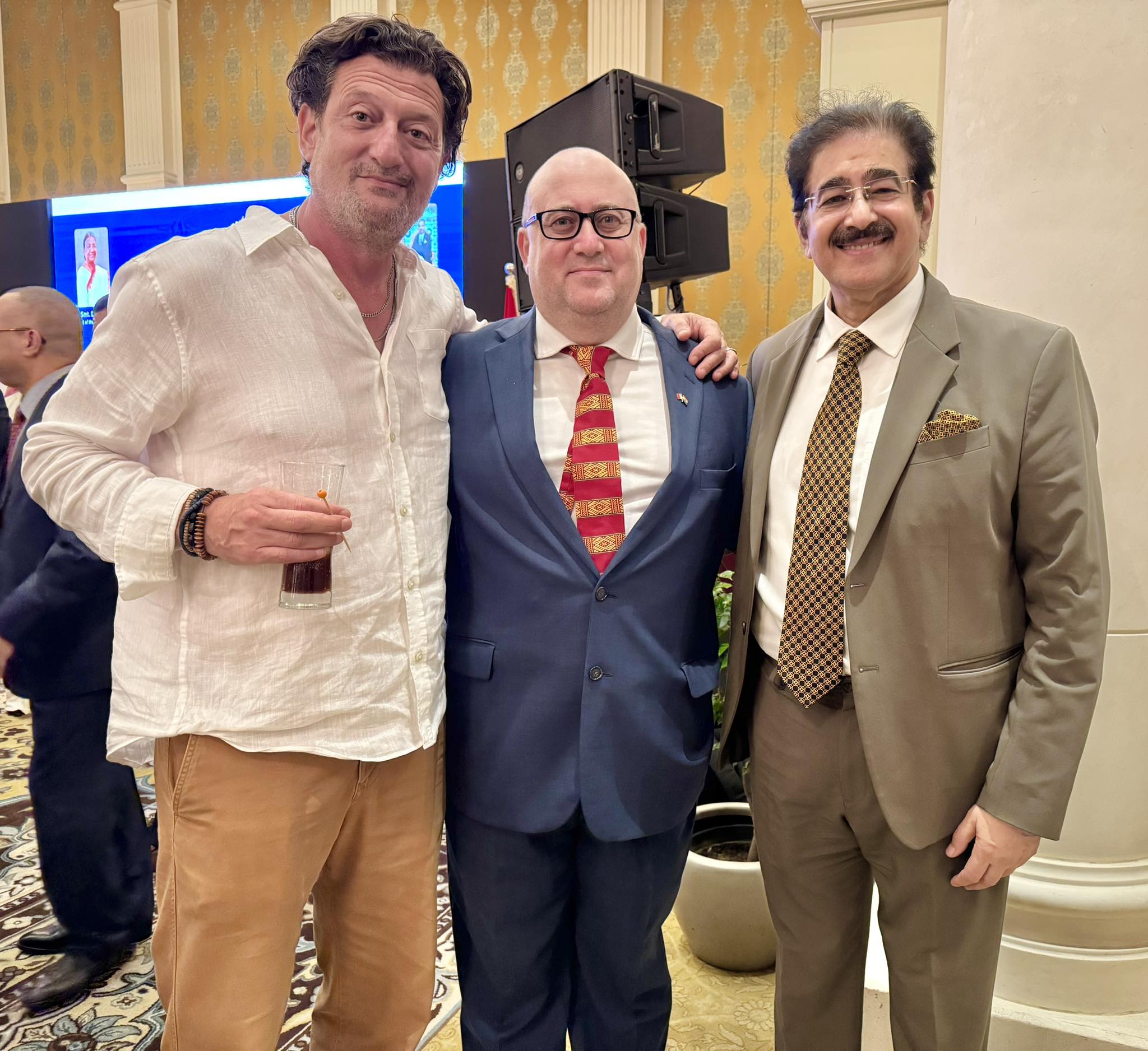 Renowned Maltese Actor Manuel Cutajar Meets Dr. Sandeep Marwah of Marwah Studios