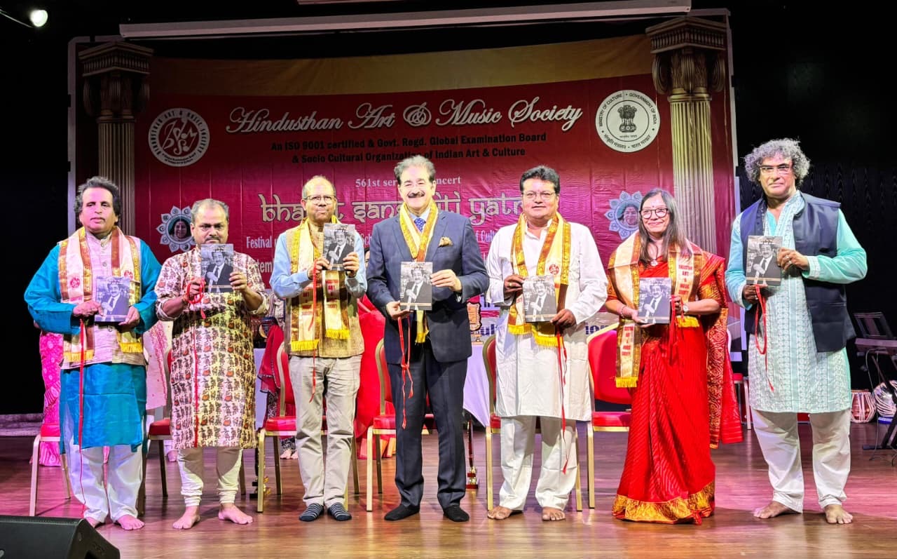 Historic Book Launch at Bharat Sanskriti Yatra in Dubai: Fourth Book on Sandeep Marwah Released Within 12 Days Across Four Countries